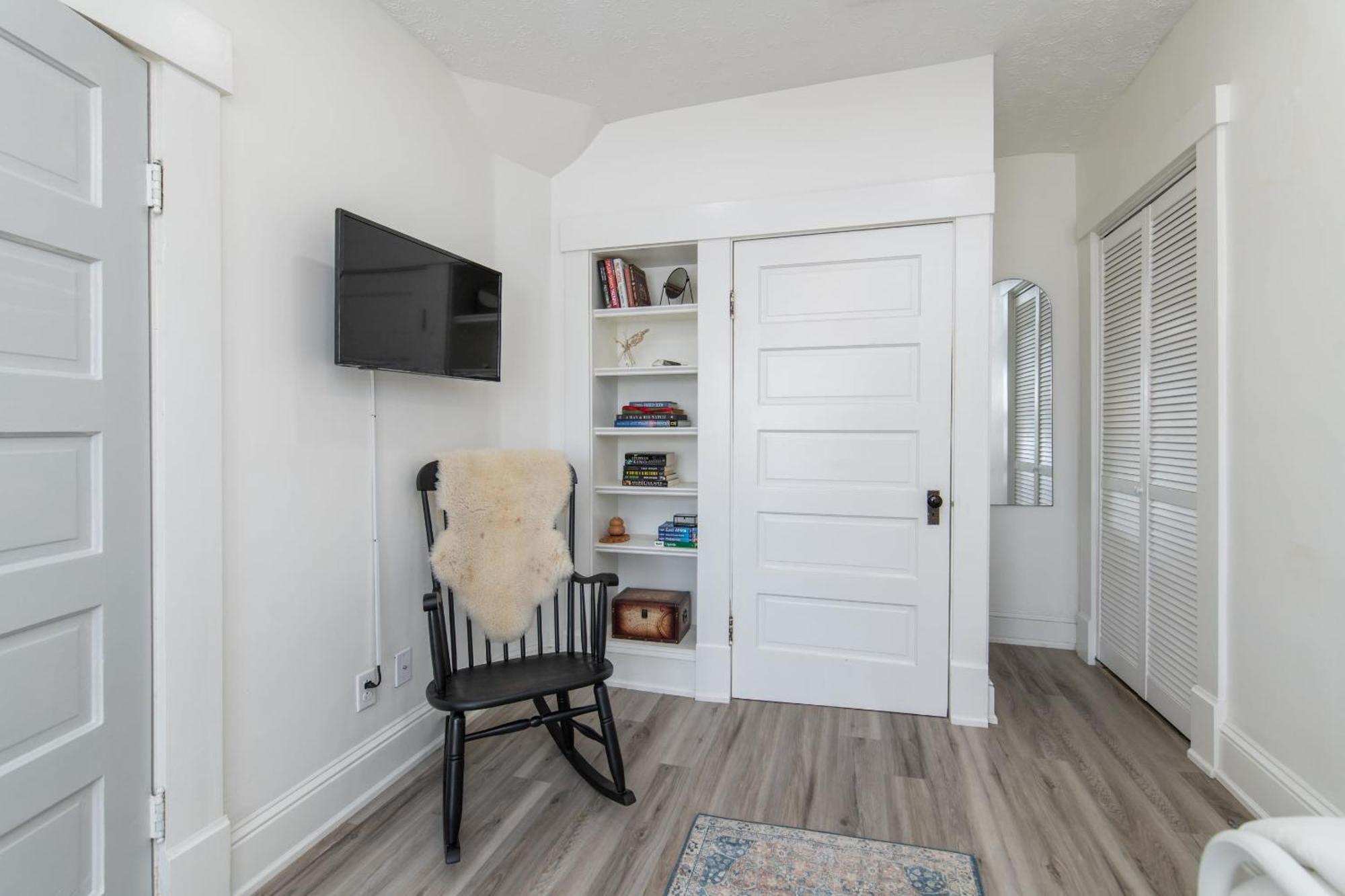 Loft On Capital - Ideally Located To Distilleries Frankfort Exterior foto